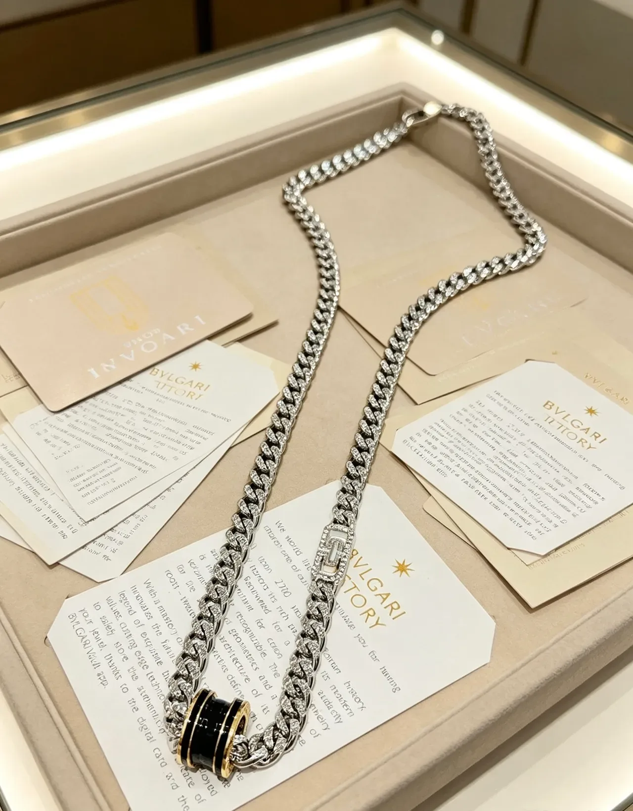 Collier Bvlgari Argent Noir Chaîne Curb-Link Pendentif Cylindrique 9