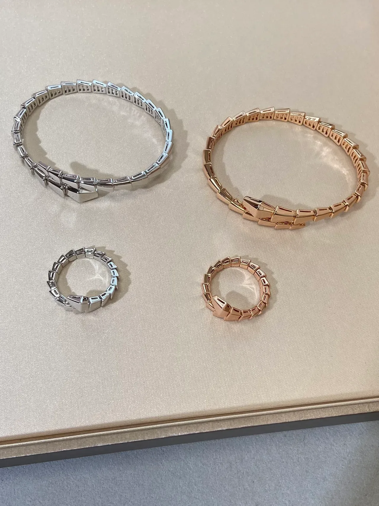 Bvlgari Silver Gold Segmented Geometric Links Serpent-Head Clasp Bracelet 2
