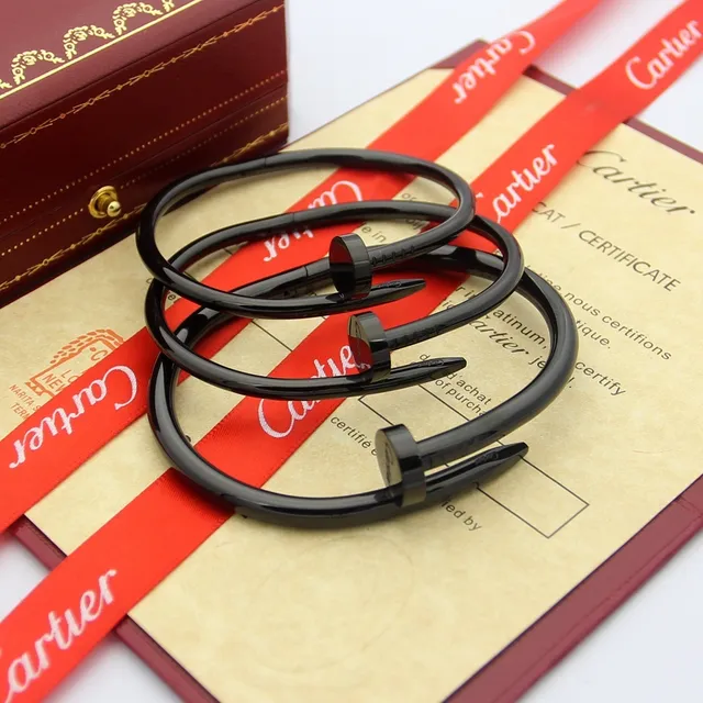 Cartier Juste un Clou brazalete rígido con motivo de cabeza de clavo en oro negro 4