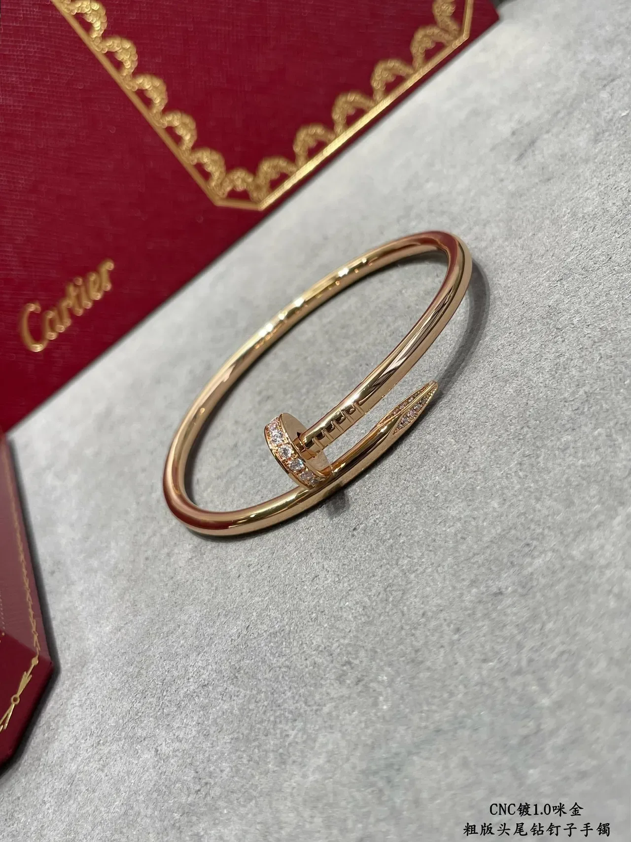 Pulseira Cartier Juste un Clou Pavé com Diamantes 6