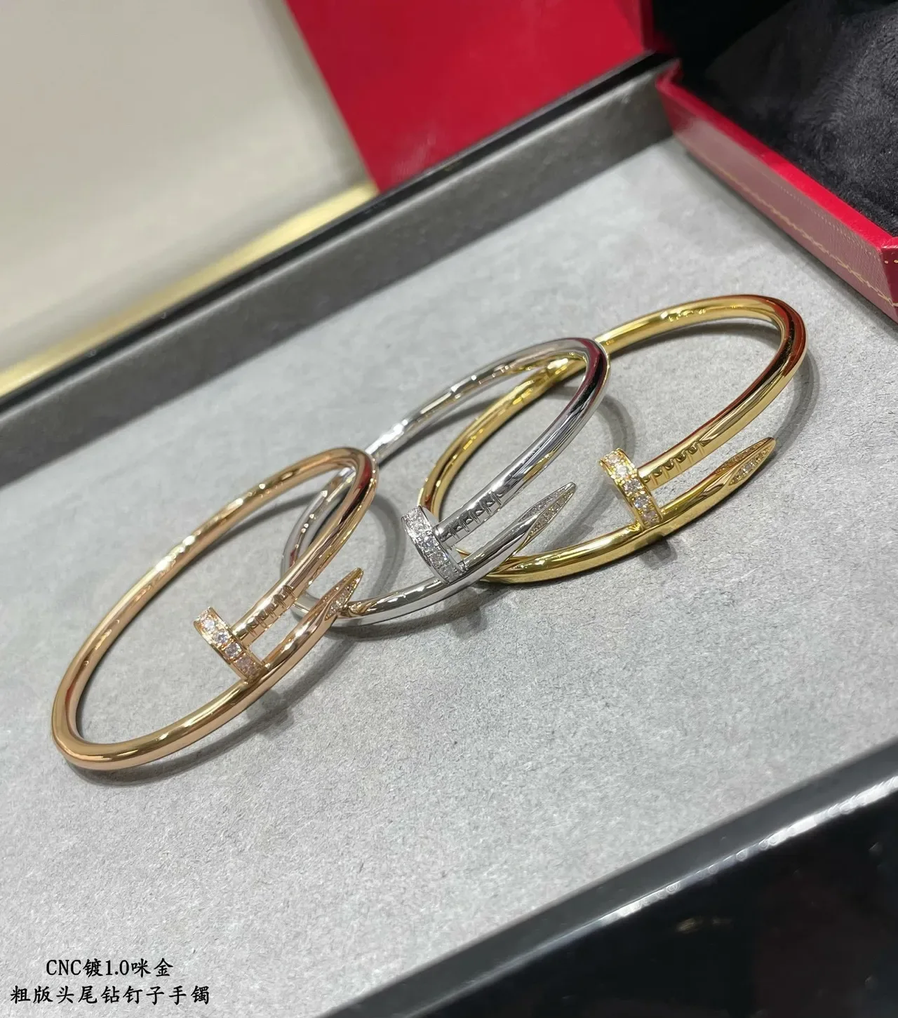Pulseira Cartier Juste un Clou Pavé com Diamantes 7