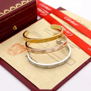 Cartier Love Bracelet Screw-Motif Polished Metal Cuff Bracelets