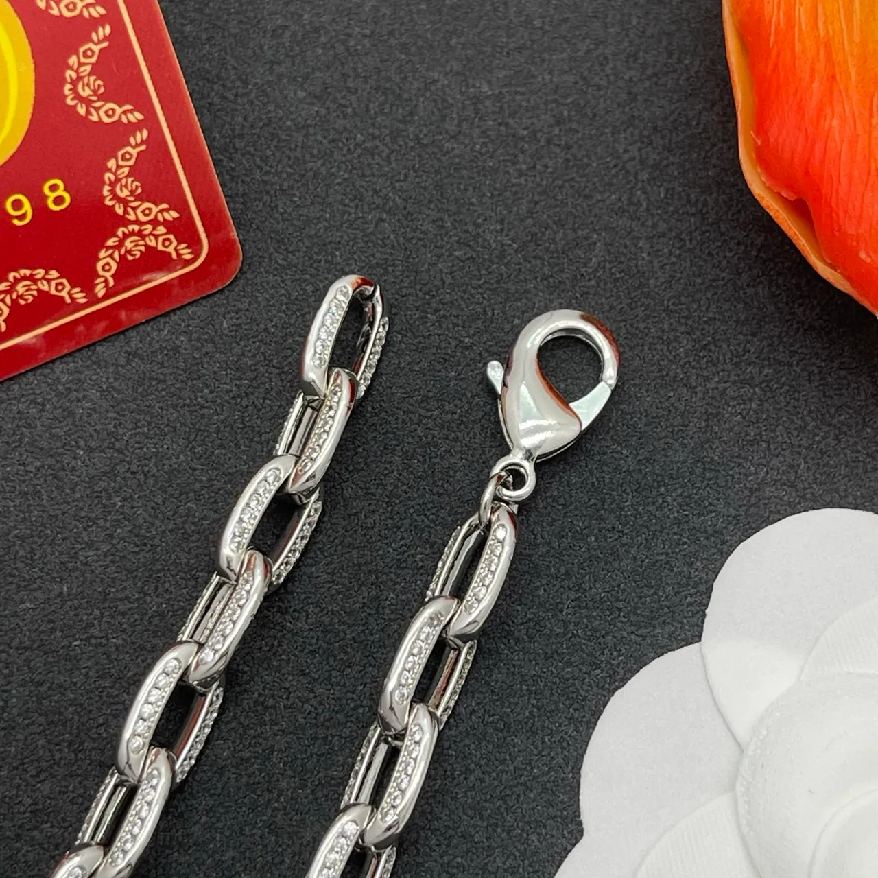 Bracelet Cartier Panthère Pavé à maillons tête de panthère 6