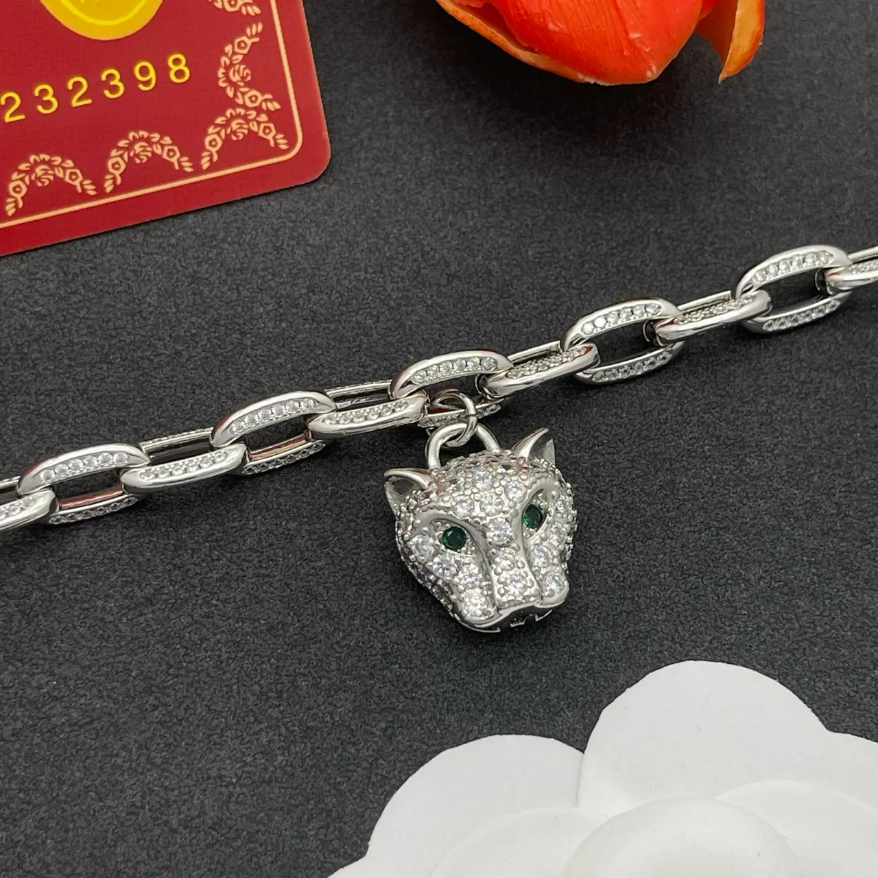 Bracelet Cartier Panthère Pavé à maillons tête de panthère 7