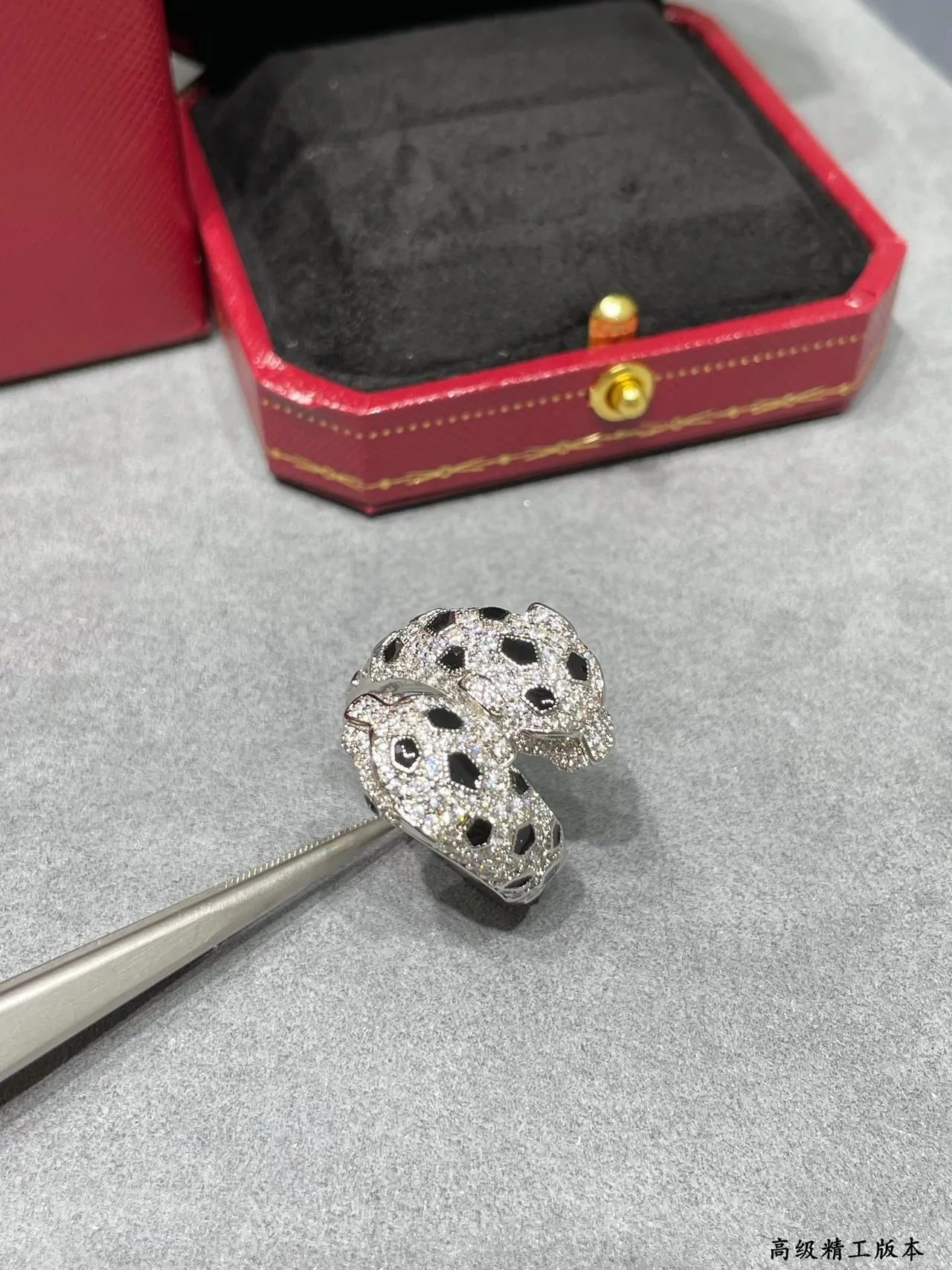 Cartier Panthère Pavé Anillos con cabeza de pantera 3