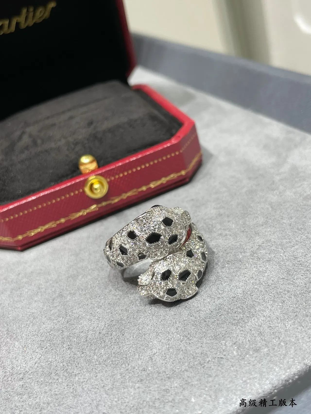 Cartier Panthère Pavé Anillos con cabeza de pantera 7