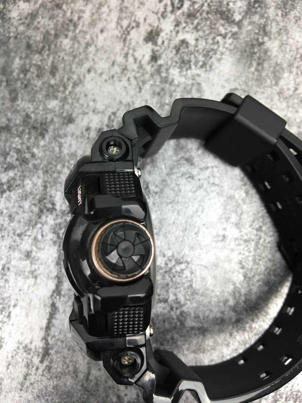 Casio Noir et Or Hybride Numérique-Analogique Boîtier en Résine Montre de Sport 3
