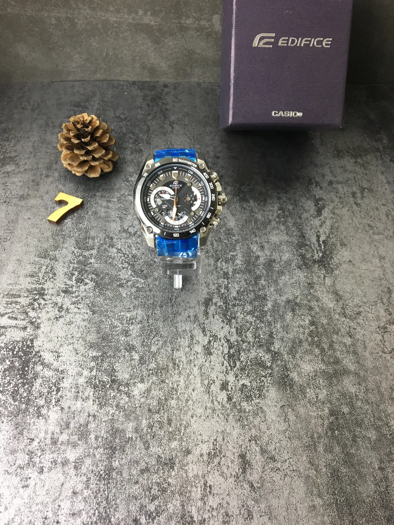 Casio Edifice Chronograph Noir et Argent Montre Sport 5