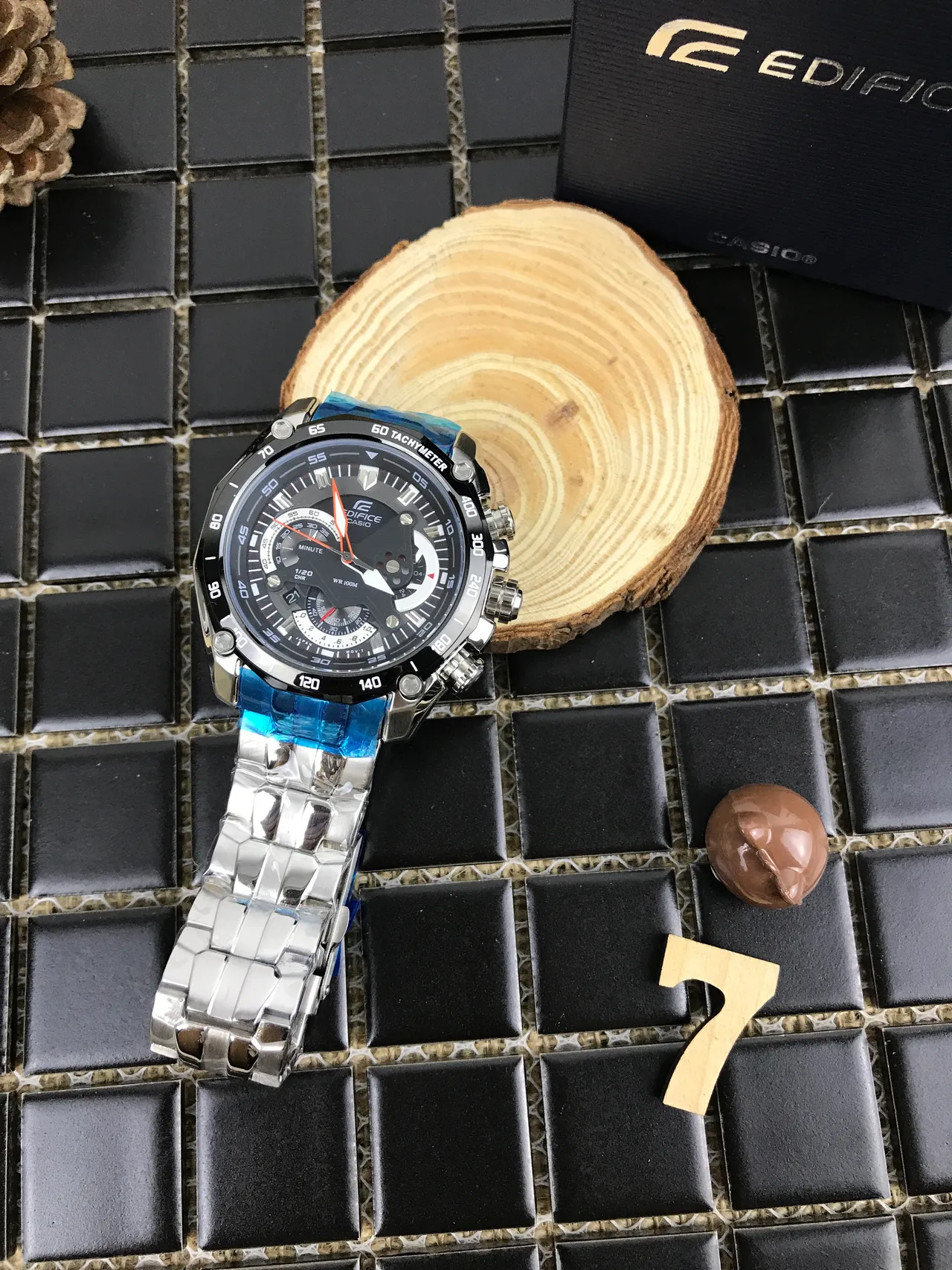 Casio Edifice Chronograph Noir et Argent Montre Sport 11