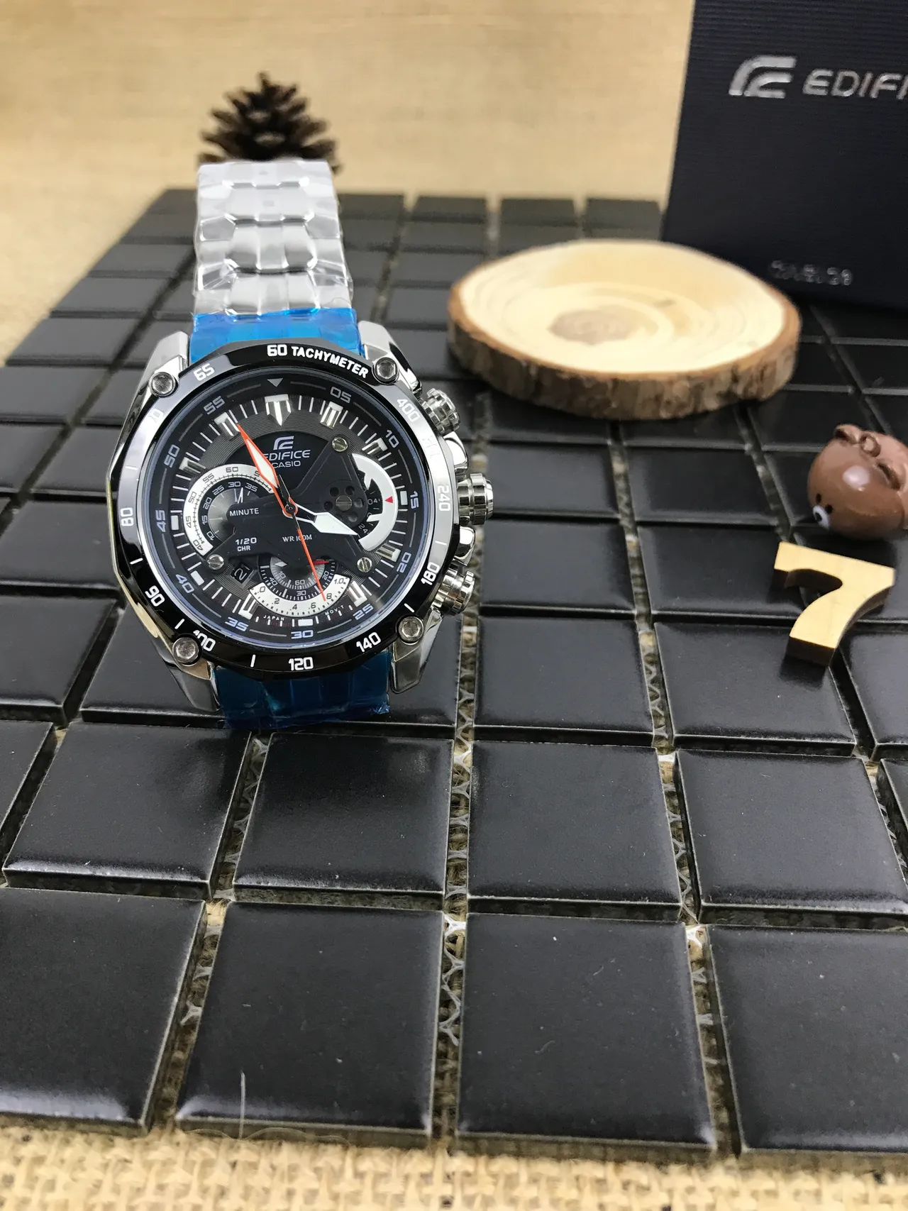 Casio Edifice Chronograph Noir et Argent Montre Sport 12