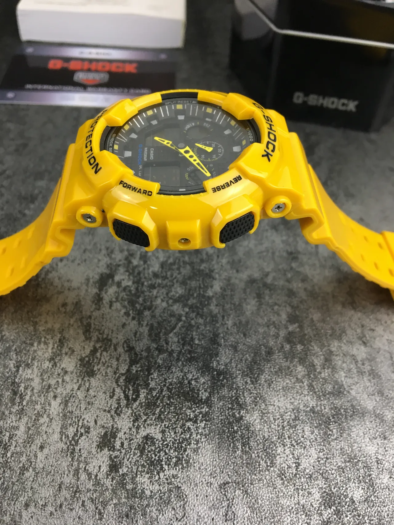 Casio G-Shock GA-100 Amarelo Preto Relógio Esportivo 4