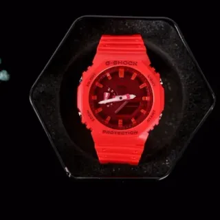 Casio G-Shock GA-2100 Montre de sport en résine rouge