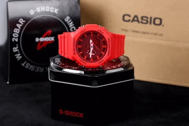 Casio G-Shock GA-2100 Montre de sport en résine rouge 2