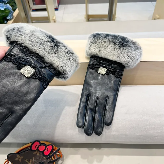 Chanel Luvas de Couro Preto Cinza Marmoreado com Punho de Pele Sintética 4