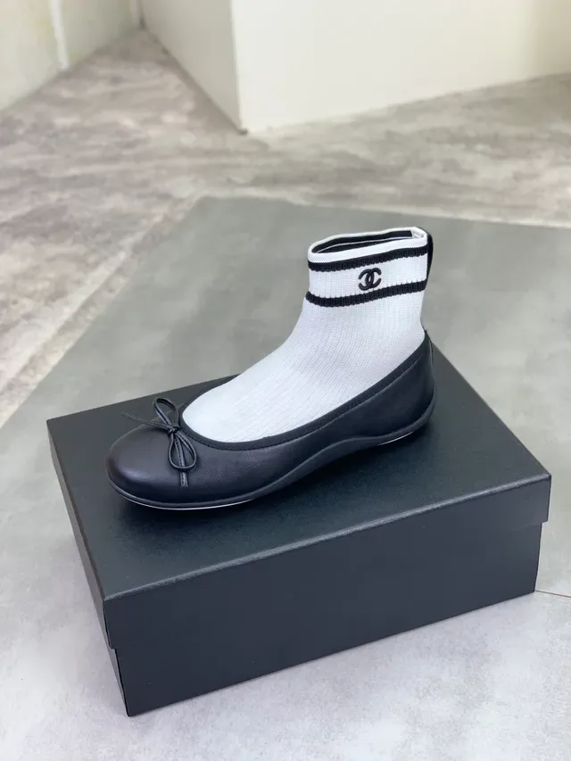 Chanel Black White Sock-Fit Knit Upper Leather Toe Cap Ballet Flat 4
