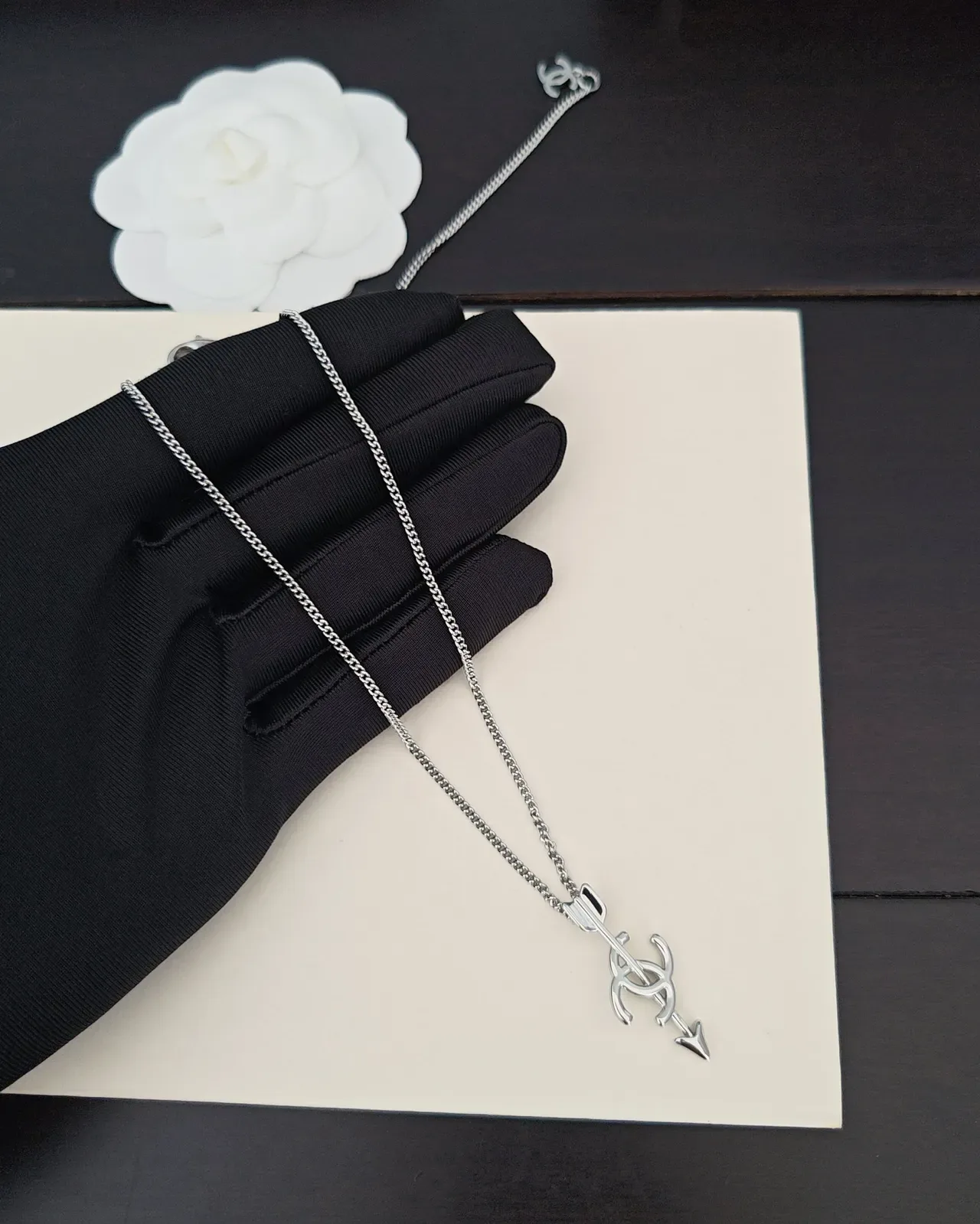 Chanel CC Arrow Pendant Silver Chain Necklace 4