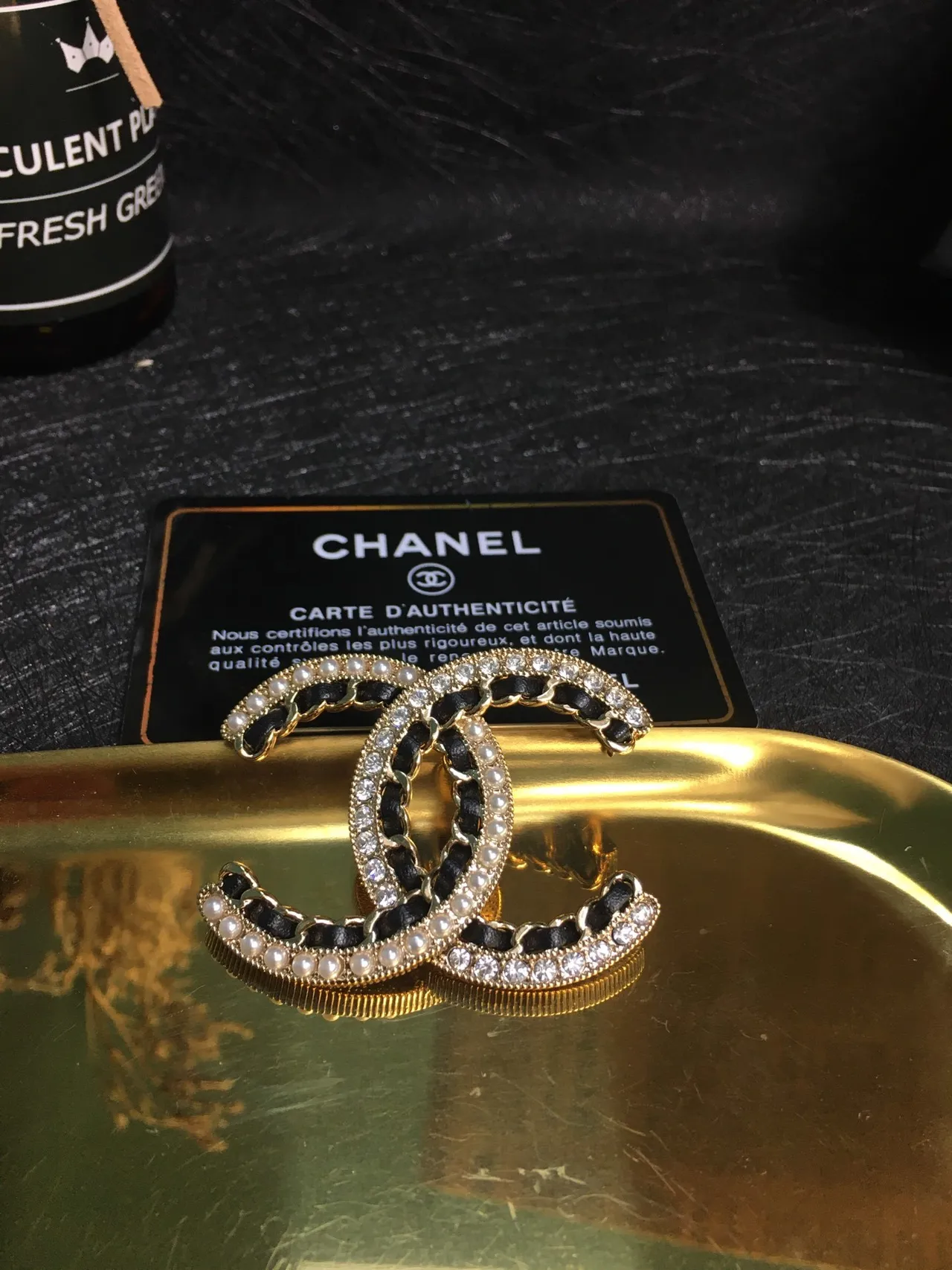 Chanel CC بروش ذهبي أسود نسيج متشابك لؤلؤ وكريستال تثبيت بروش 4