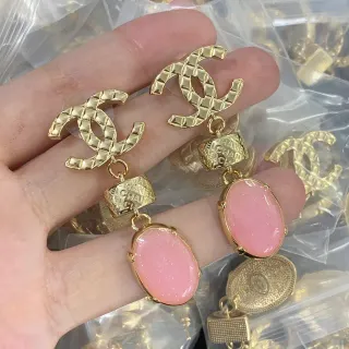 Chanel CC Drop 金色 粉色 绗缝 Logo 雕刻 立方 魅力 耳环