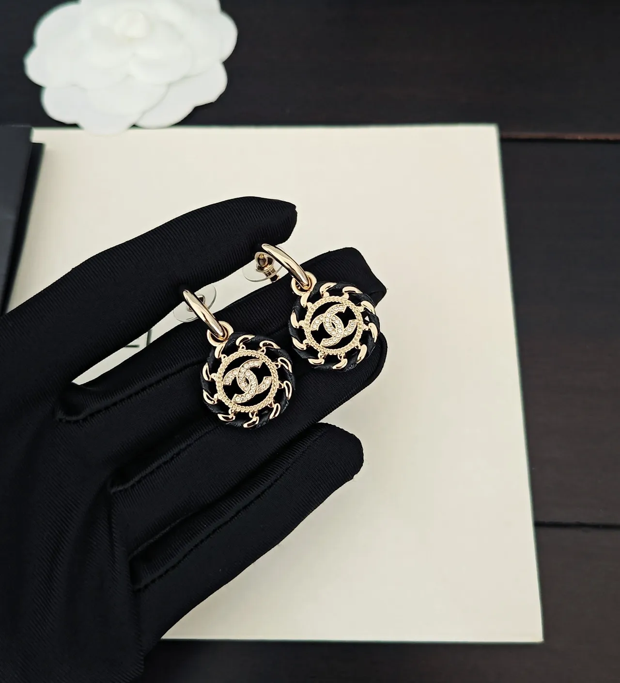 Chanel CC Floral Pavé Crystal Gold-Tone Black Earrings 2