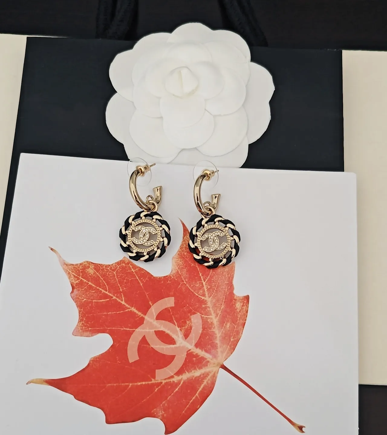 Chanel CC Floral Pavé Crystal Gold-Tone Black Earrings 4