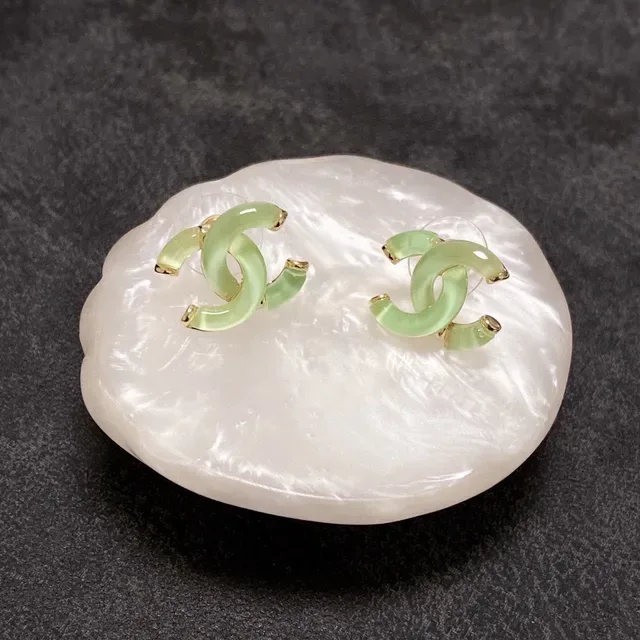 Chanel CC Green Gold Interlocking Motif Translucent Resin Earrings 9