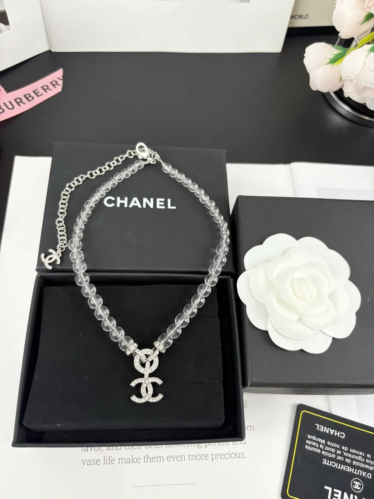 Chanel CC Colar com Pingente Cristais Pavé Contas Acrílicas Transparente Prata 6