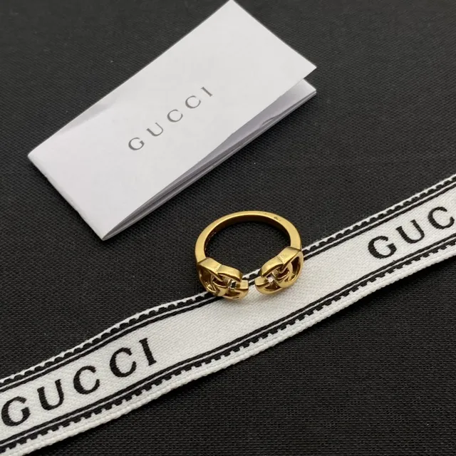Chanel CC Bague Or Rose Métal Émaillé Logo Bague 23