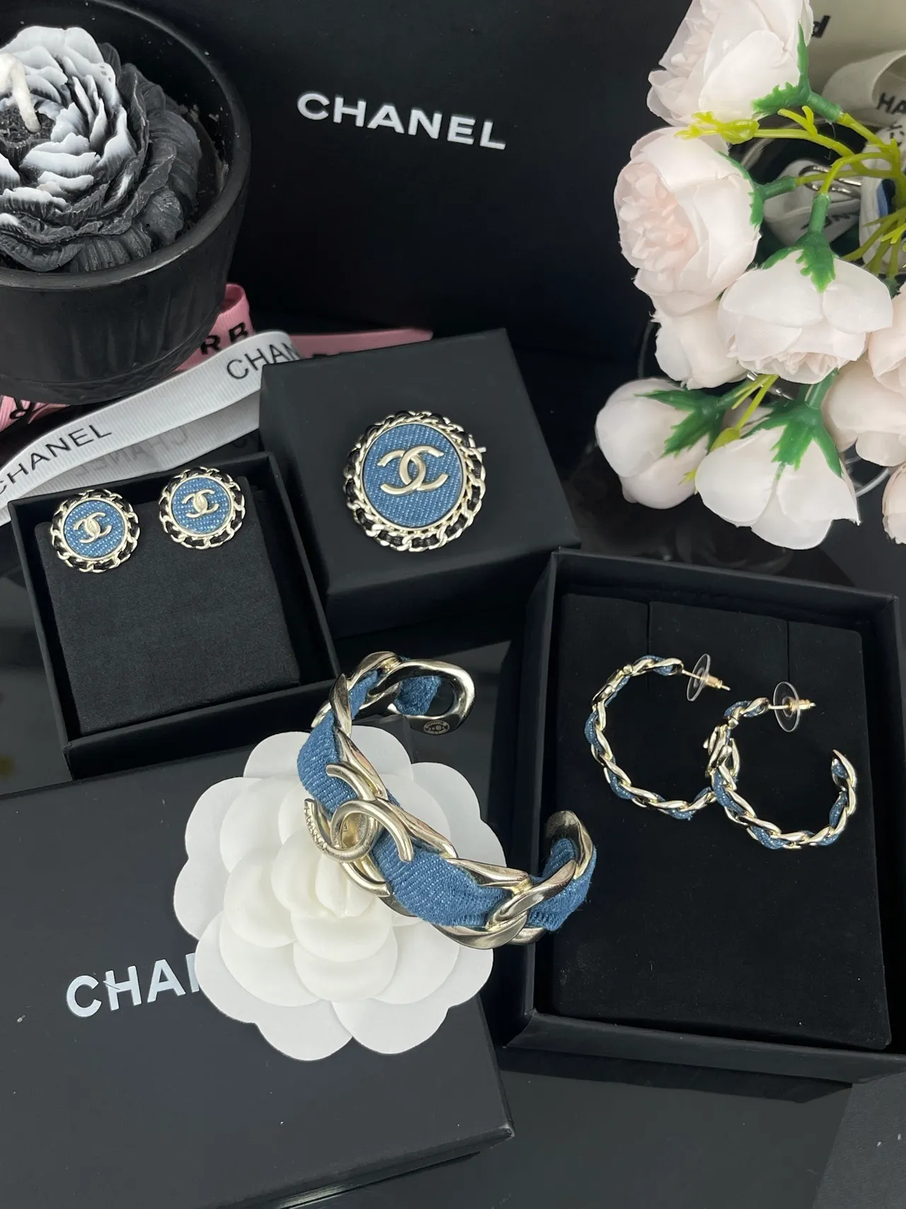 Chanel Chain-Stud Blue Black Circular Border Earrings 9