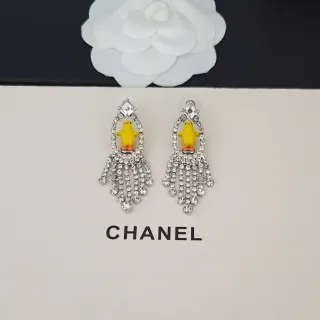 Chanel 水晶流苏小鸡图案耳环