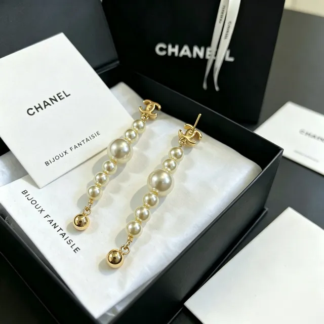 Chanel Gold-Tone Interlocking CC Multi-Pearl Drop Earrings 5