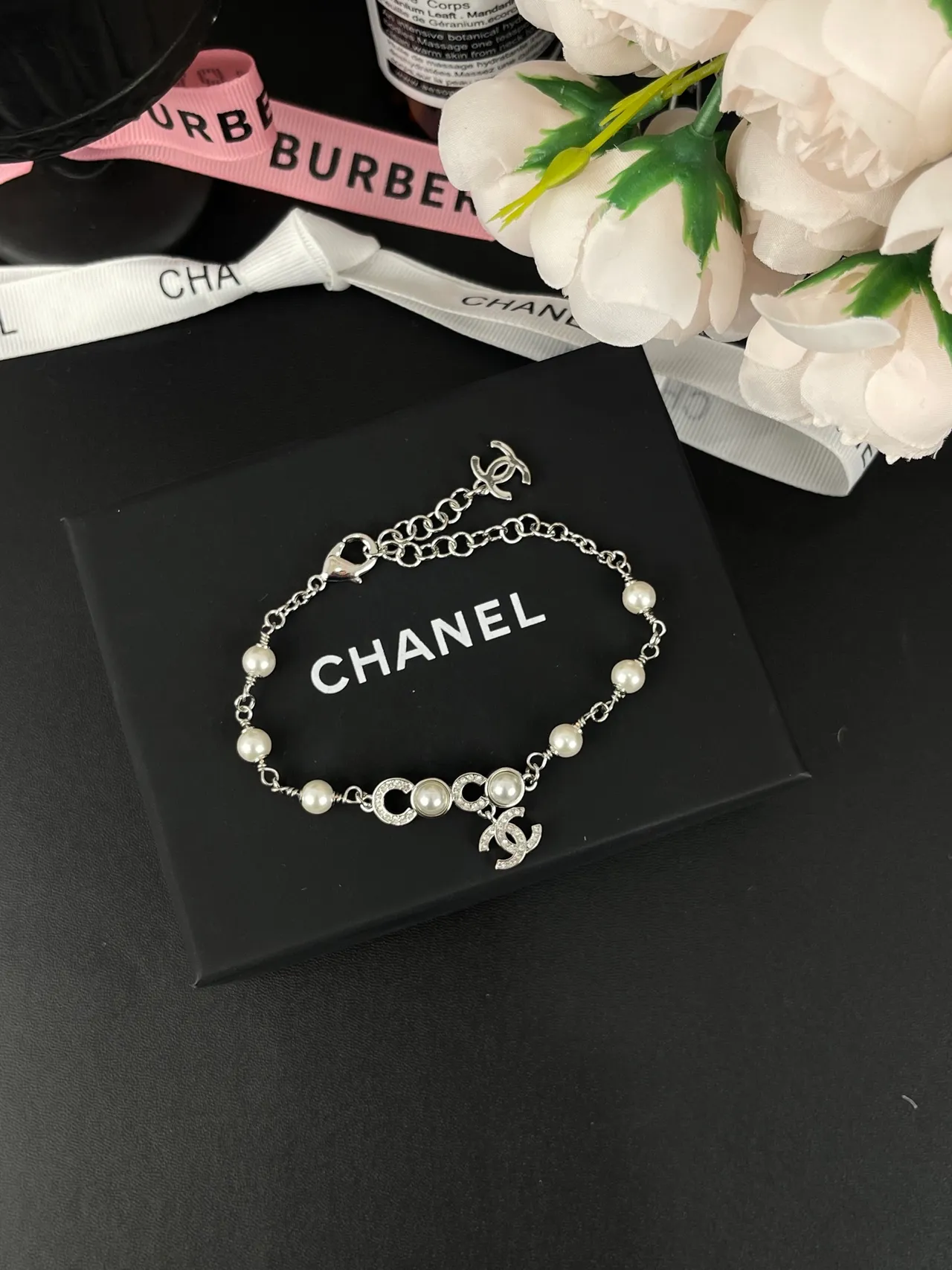 Chanel Pearl and CC Logo Bracelet 5