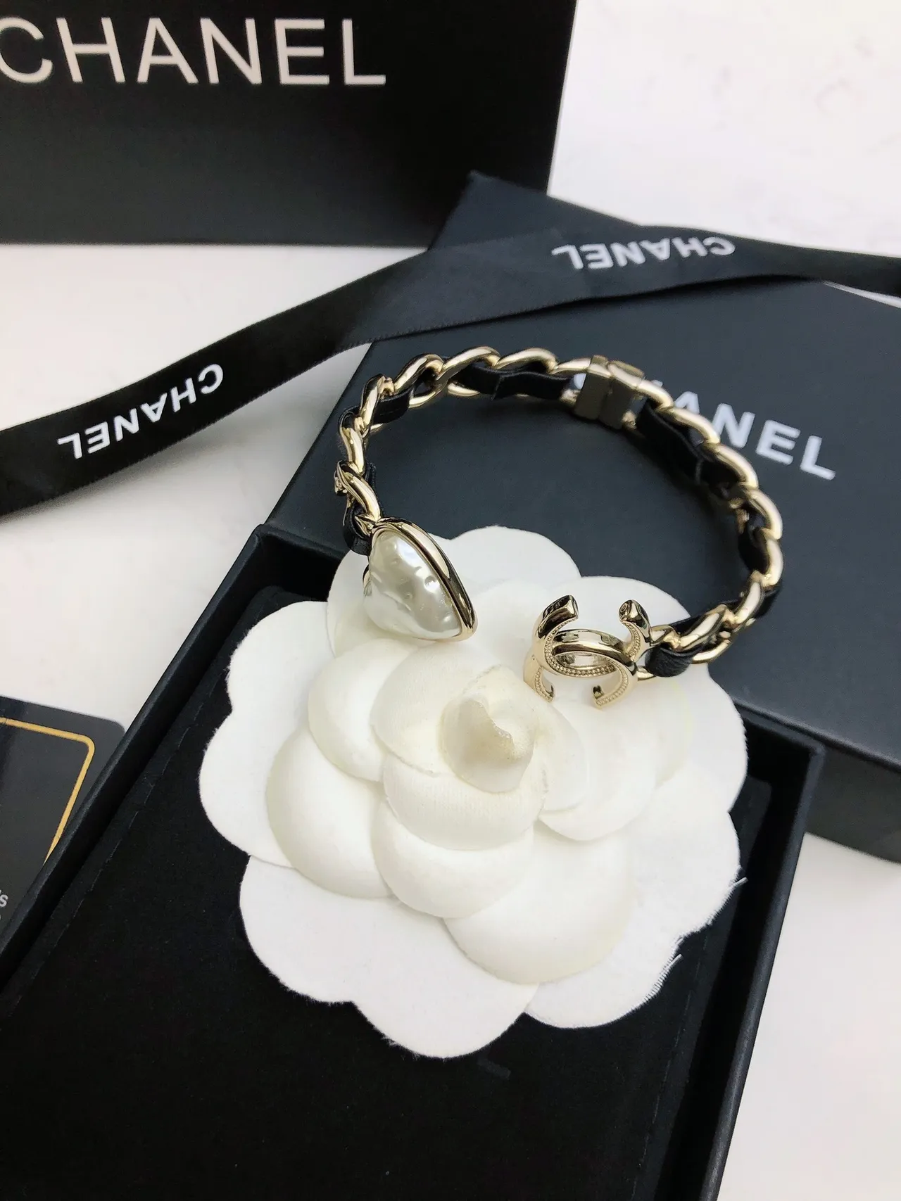 Chanel Pearl Charm Chain Bracelet Gold Black Chunky Curb-Link Leather Interspacing Bracelet 6