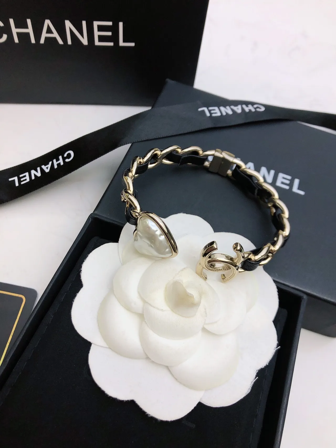 Chanel Pearl Charm Chain Bracelet Gold Black Chunky Curb-Link Leather Interspacing Bracelet 7