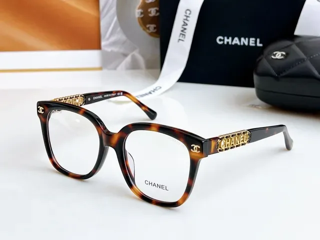 Chanel Purple Gold Rounded Square Acetate Frame Chain-Link Temple Detail Optical Glasses 6
