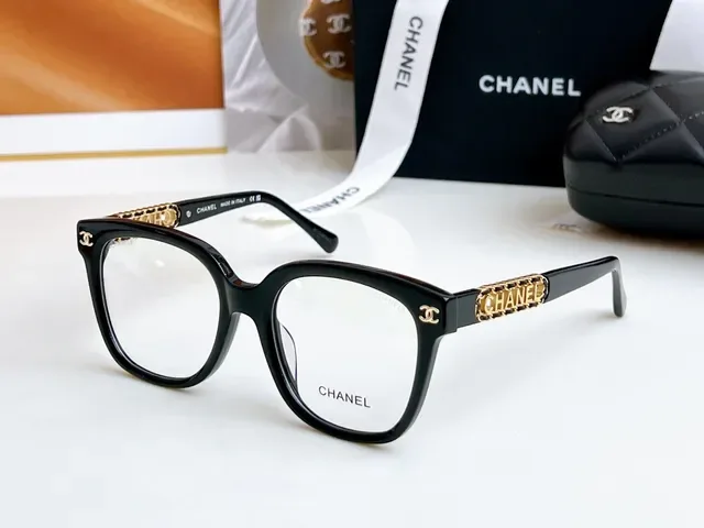 Chanel Purple Gold Rounded Square Acetate Frame Chain-Link Temple Detail Optical Glasses 7