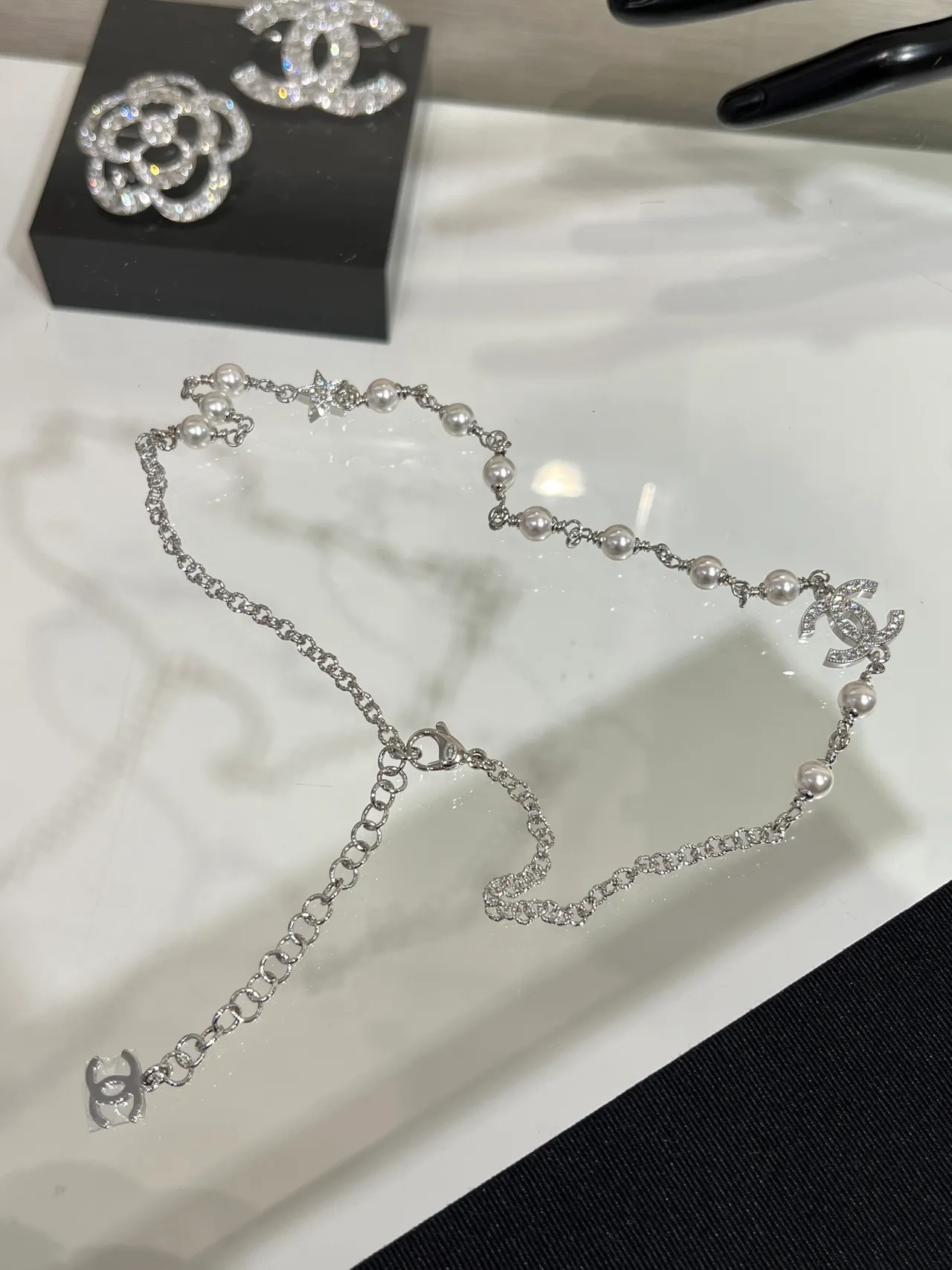 Chanel Silver White Chain Cultured Pearls Necklace 5
