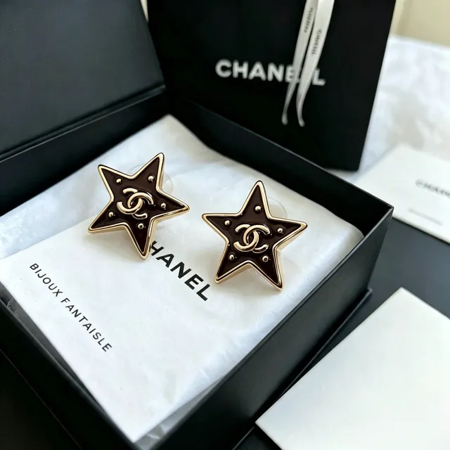 Chanel Star Enamel and Gold-Tone CC Logo Stud Earrings 8