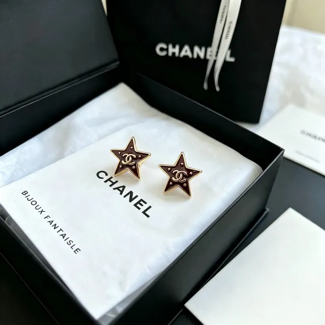 Chanel Star Enamel and Gold-Tone CC Logo Stud Earrings 11