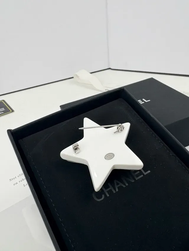 Chanel Broche Estrela de Cristal CC Logo 6