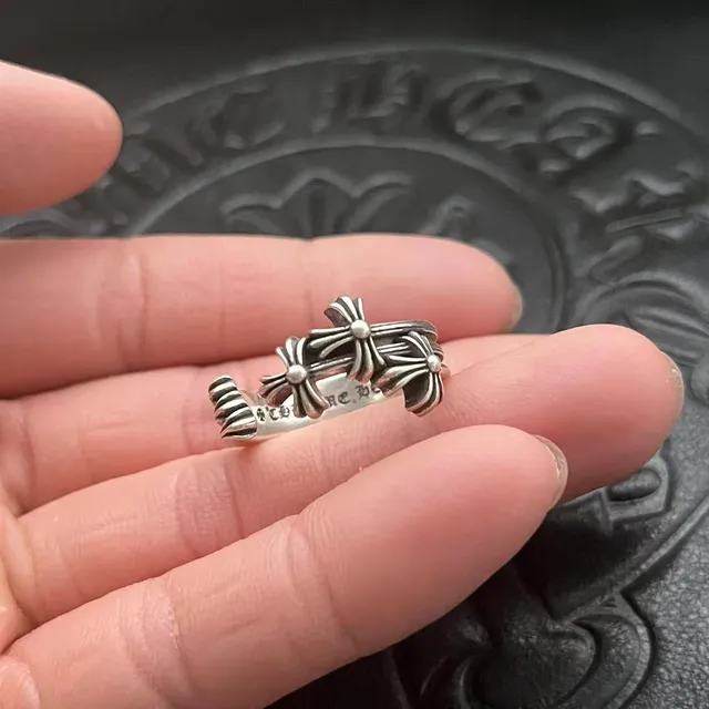 Chrome Hearts Cruz Flor Motivo Triple Prata Oxidada Anel 4