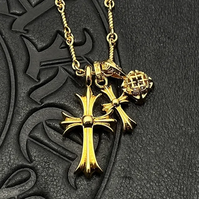 Chrome Hearts Cross Pendant Necklace Gold-Tone Pavé Gemstone Necklaces 5
