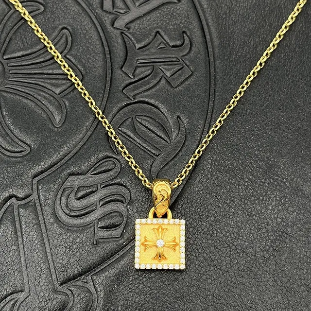 Chrome Hearts Croix Carrée Pavé Pendentif Collier 3