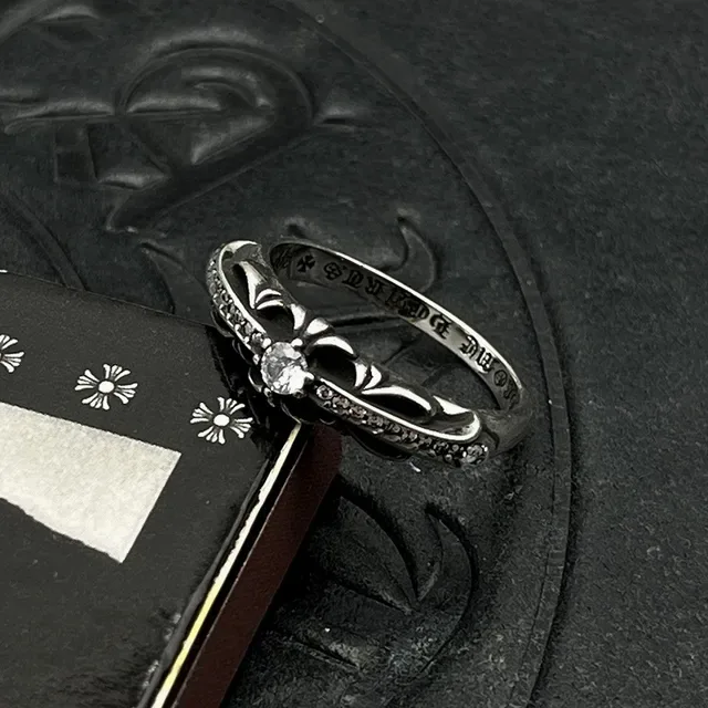 Chrome Hearts Floral Crown Pavé Ring 4