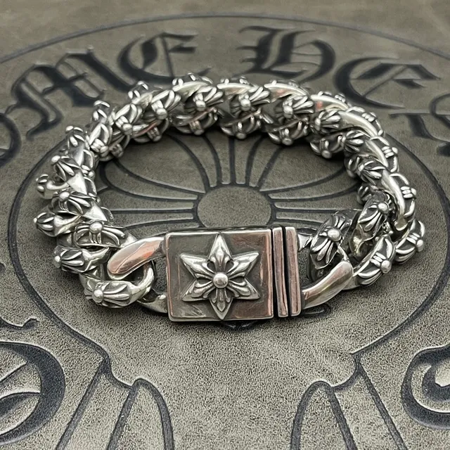 Chrome Hearts Pulseira de Corrente Floral Curb Prateada Pesada Ornada Relief 3