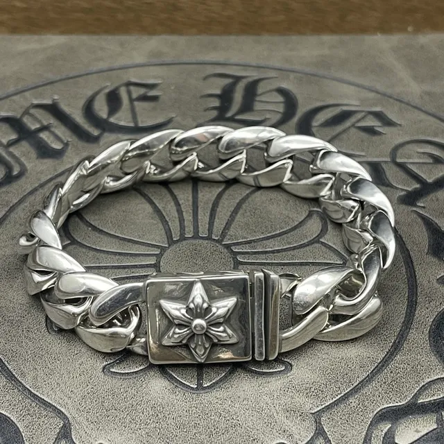 Chrome Hearts Pulseira de Corrente Floral Curb Prateada Pesada Ornada Relief 4