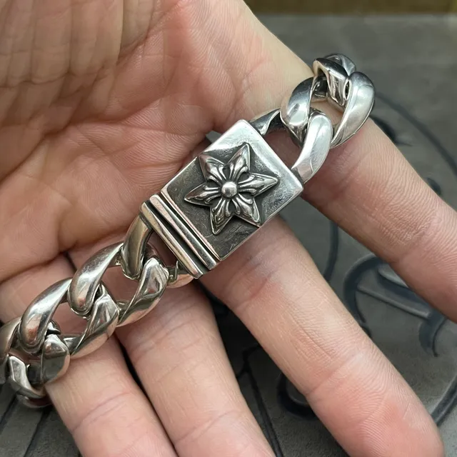Chrome Hearts Pulseira de Corrente Floral Curb Prateada Pesada Ornada Relief 7