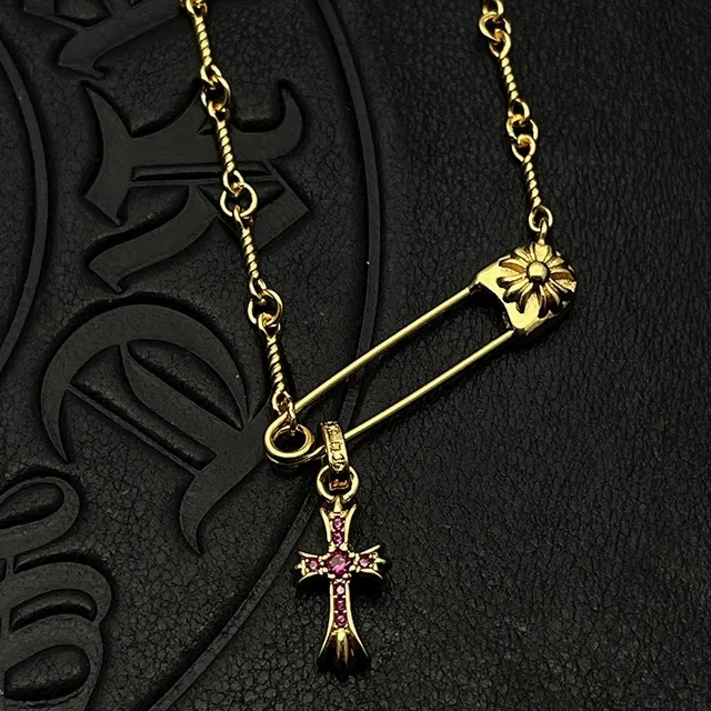 Chrome Hearts Collier épingle de sûreté croix or argent avec fermoir 7