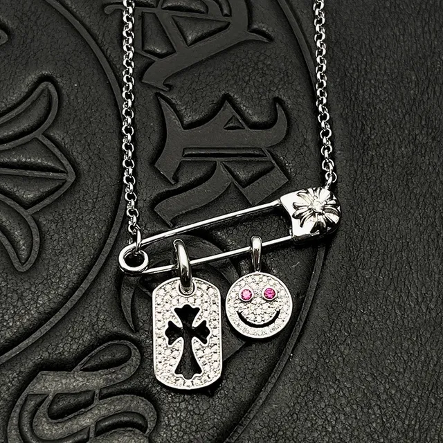 Colar Chrome Hearts Prata Cristal Pavé Transparente Fecho Pasador de Segurança 9