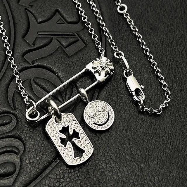 Colar Chrome Hearts Prata Cristal Pavé Transparente Fecho Pasador de Segurança 7