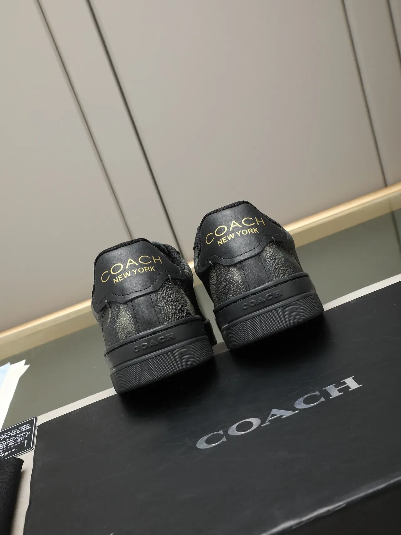 Coach Black Low-Top Textured Leather Upper Sneakers 3